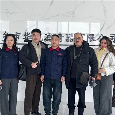 Bienvenue aux clients du Qatar visitant le filtre Huahang